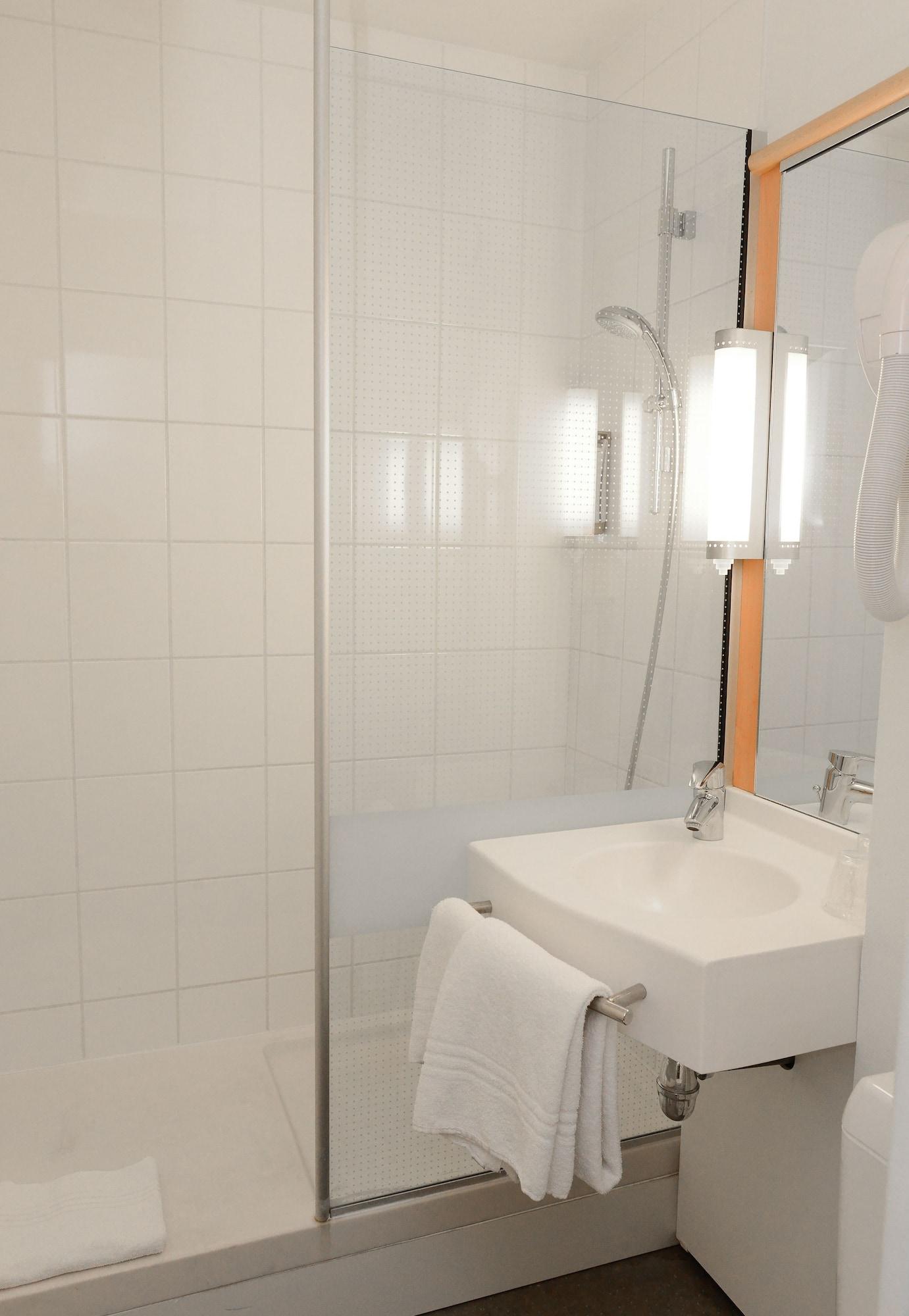 Hotel Ibis Styles Rouen Parc Expos Zenith Saint-Étienne-du-Rouvray Esterno foto